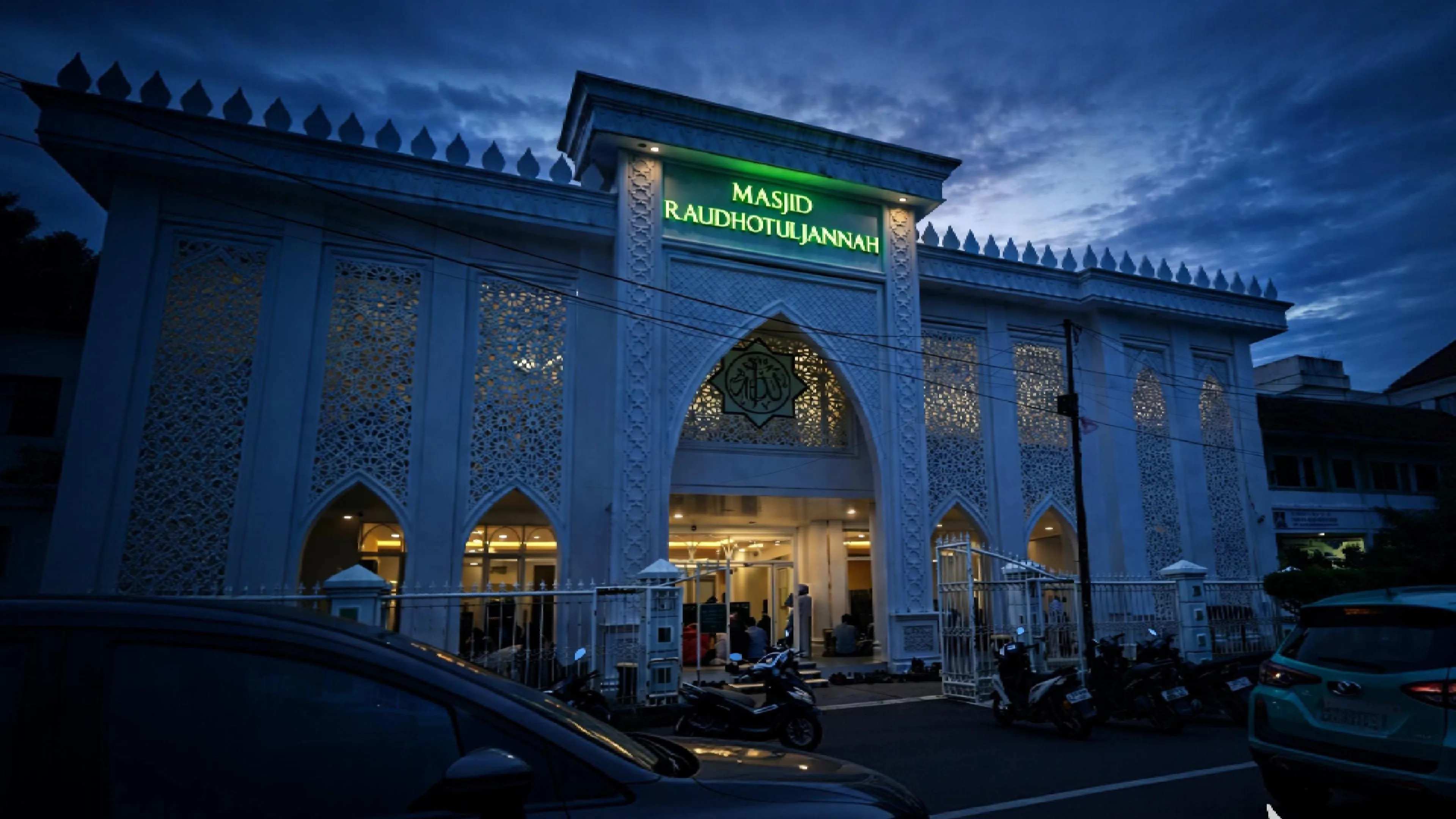 Jamaah Masjid Raudhotul Jannah Laksanakan Sholat Gerhana Bulan pada 3 Maret 2026
